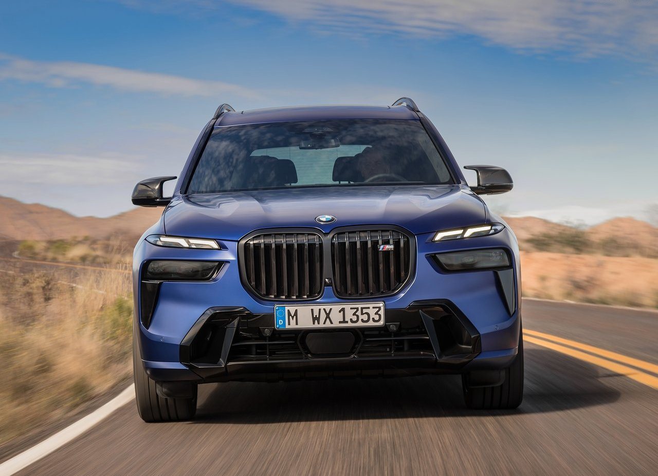 NOVO BMW X7 GANHA VISUAL ATUALIZADO, MOTOR COM SISTEMA MILD HYBRID E INTERIOR DO iX, foto 148