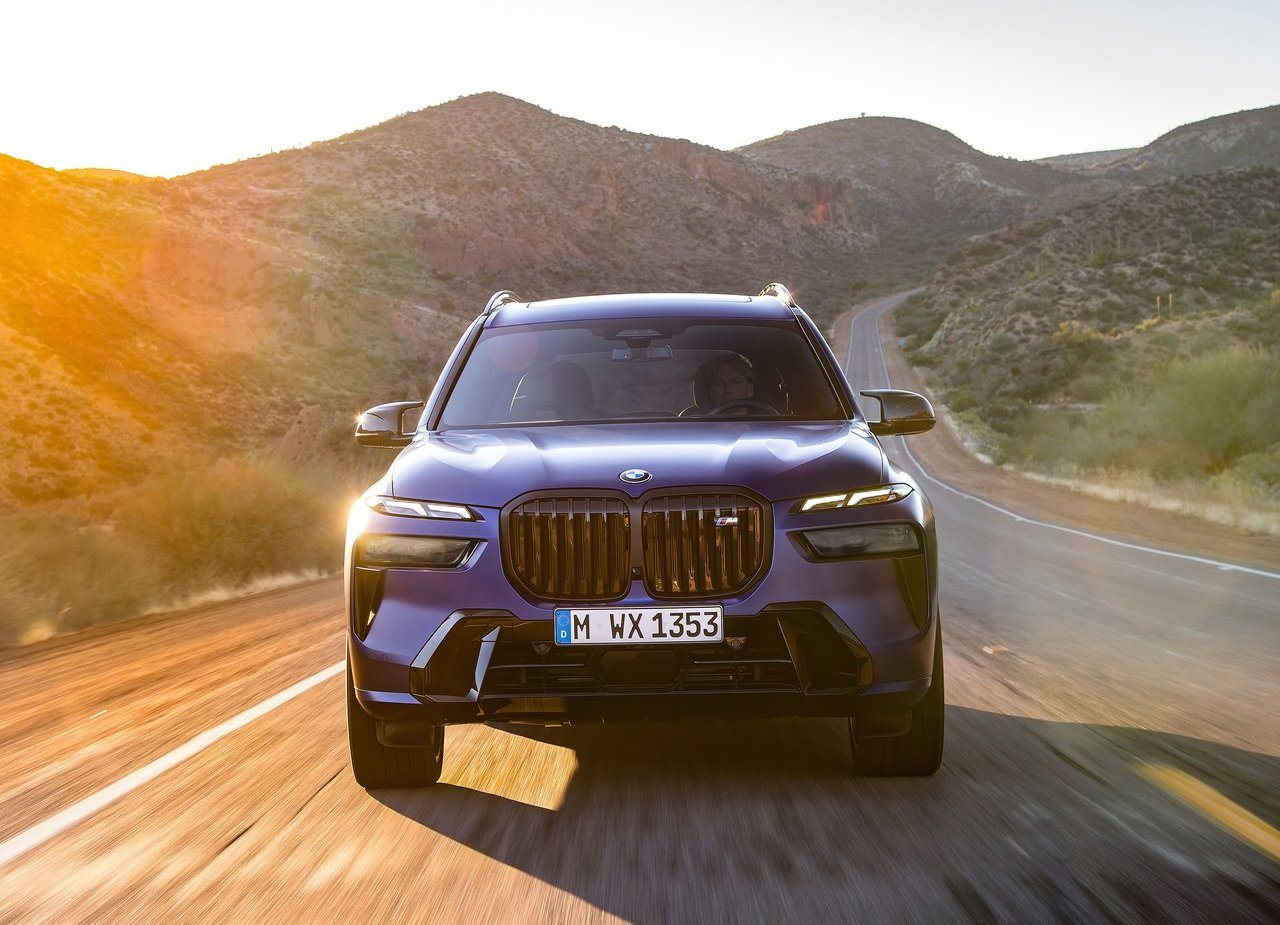 NOVO BMW X7 GANHA VISUAL ATUALIZADO, MOTOR COM SISTEMA MILD HYBRID E INTERIOR DO iX, foto 149