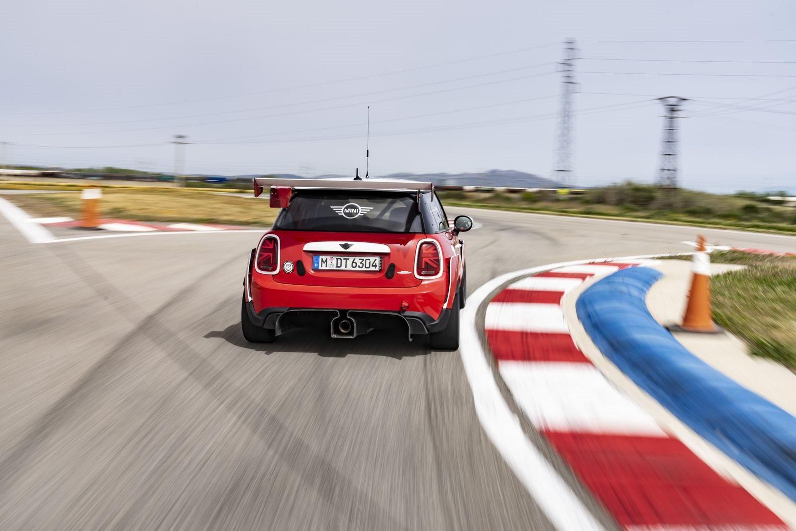 MINI JOHN COOPER WORKS COMPLETA OUTRO MARCO EM SEU CAMINHO PARA AS 24 HORAS DE NÜRBURGRING, foto 26