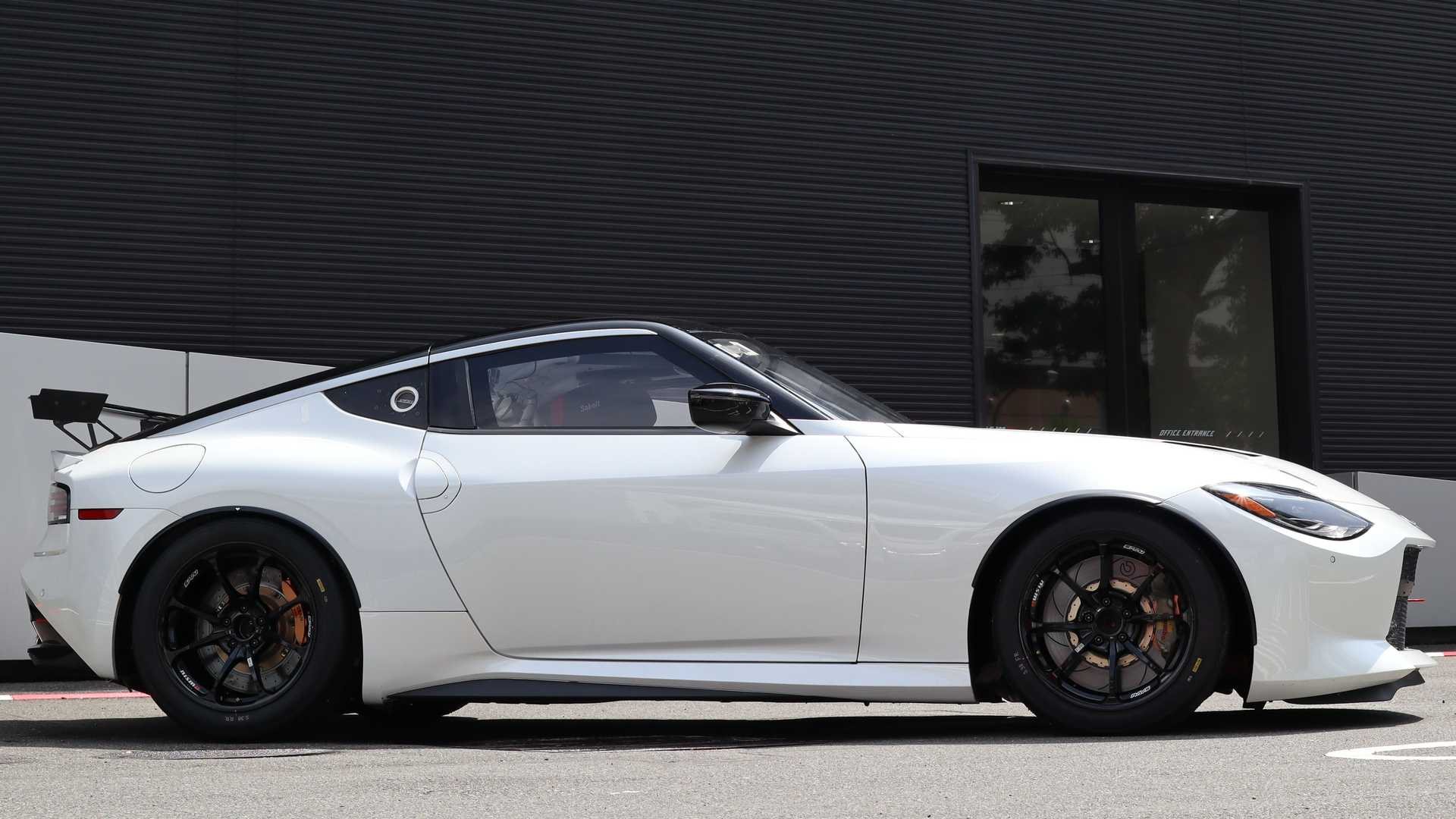 ASSIM SERÁ O NISSAN Z NISMO DE CORRIDAS QUE SERÁ APRESENTADO EM JUNHO, foto 2
