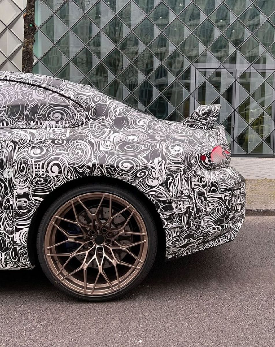 BMW M2 2023: SURGEM AS PRIMEIRAS IMAGENS OFICIAIS, foto 2