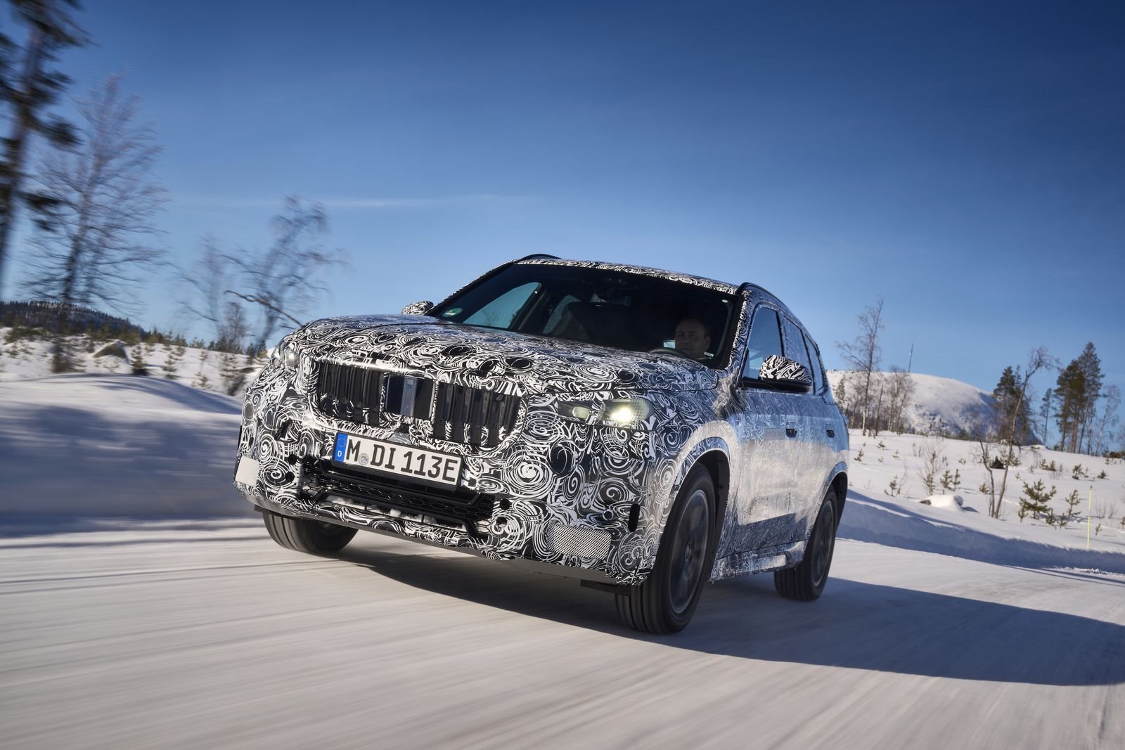 BMW iX1 CONCLUI FASE DE DESENVOLVIMENTO NO CÍRCULO POLAR ÁRTICO, foto 1