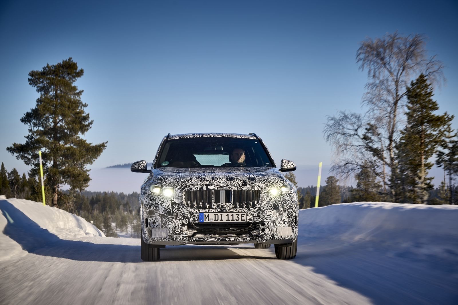 BMW iX1 CONCLUI FASE DE DESENVOLVIMENTO NO CÍRCULO POLAR ÁRTICO, foto 2