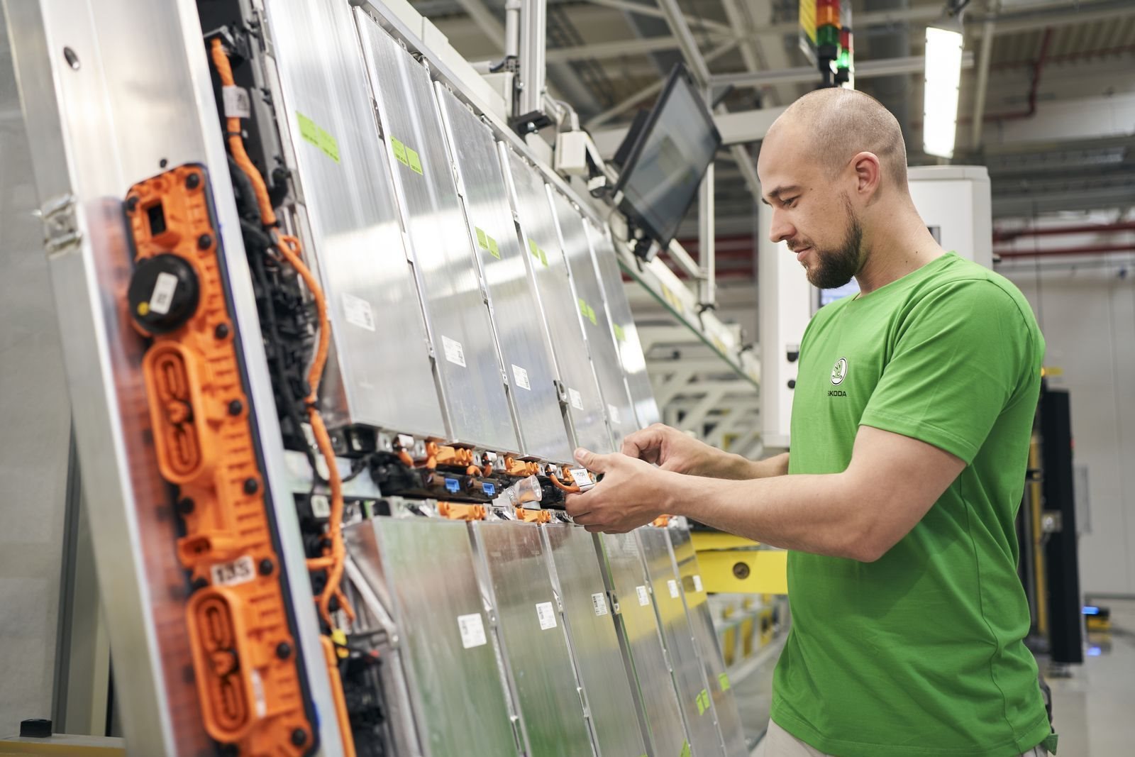 SKODA AUTO INICIA A PRODUÇÃO DE SISTEMAS DE BATERIA MEB NA SEDE DE MLADÁ BOLESLAV, foto 3