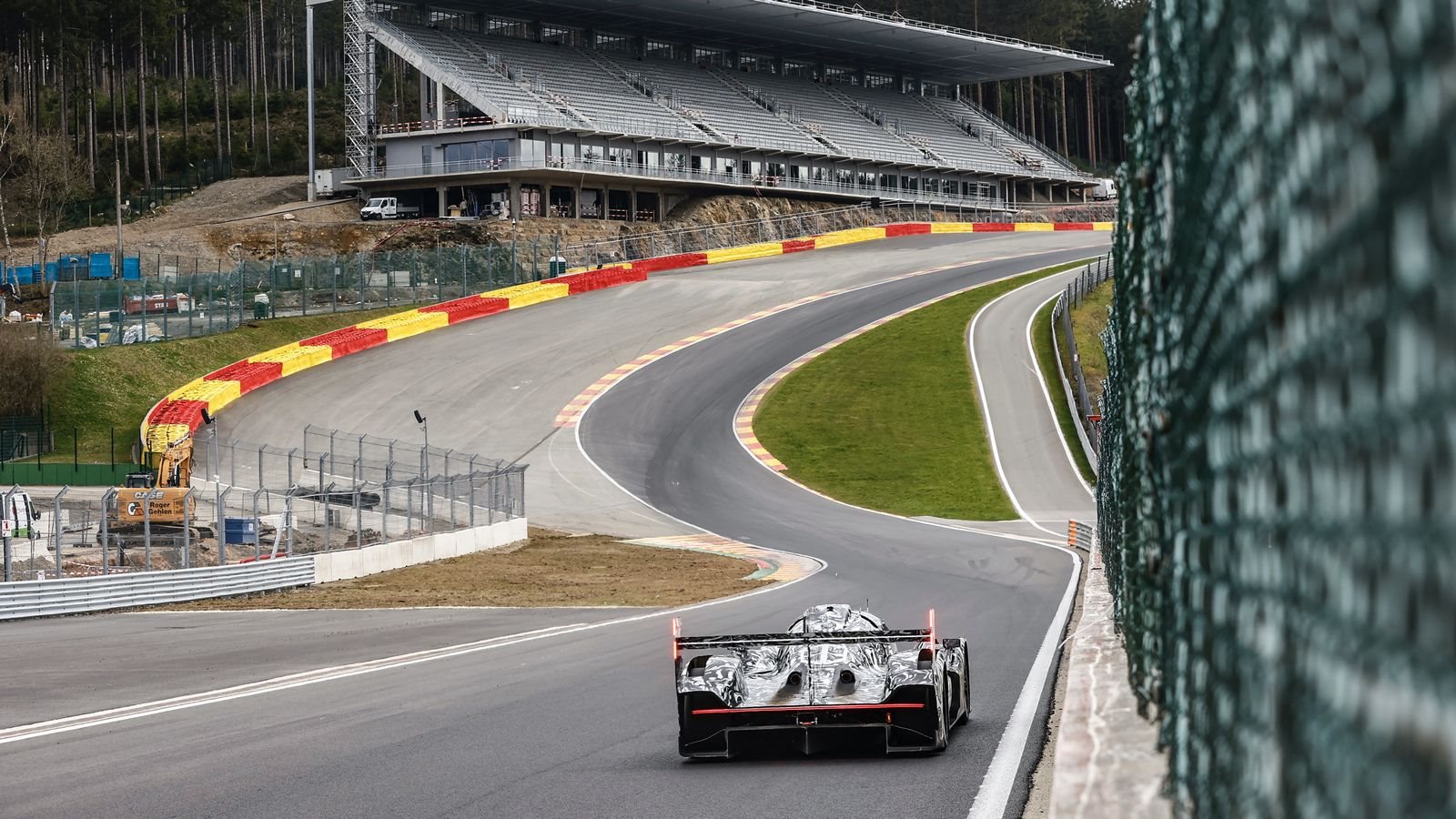 O PROTÓTIPO LMDh DA PORSCHE COMPLETA MAIS DE 6.000 QUILÔMETROS DE TESTES, foto 21
