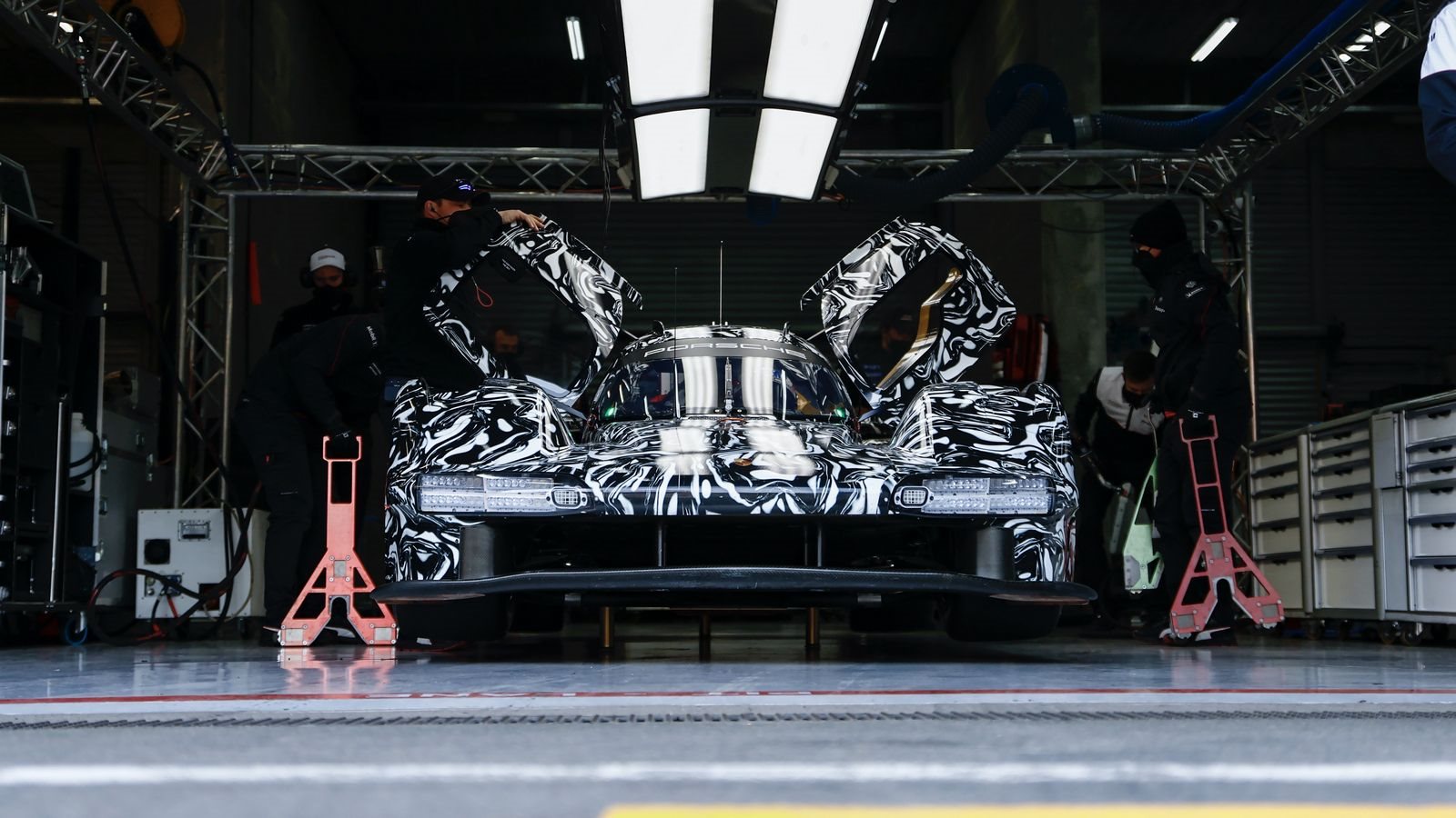 O PROTÓTIPO LMDh DA PORSCHE COMPLETA MAIS DE 6.000 QUILÔMETROS DE TESTES, foto 33
