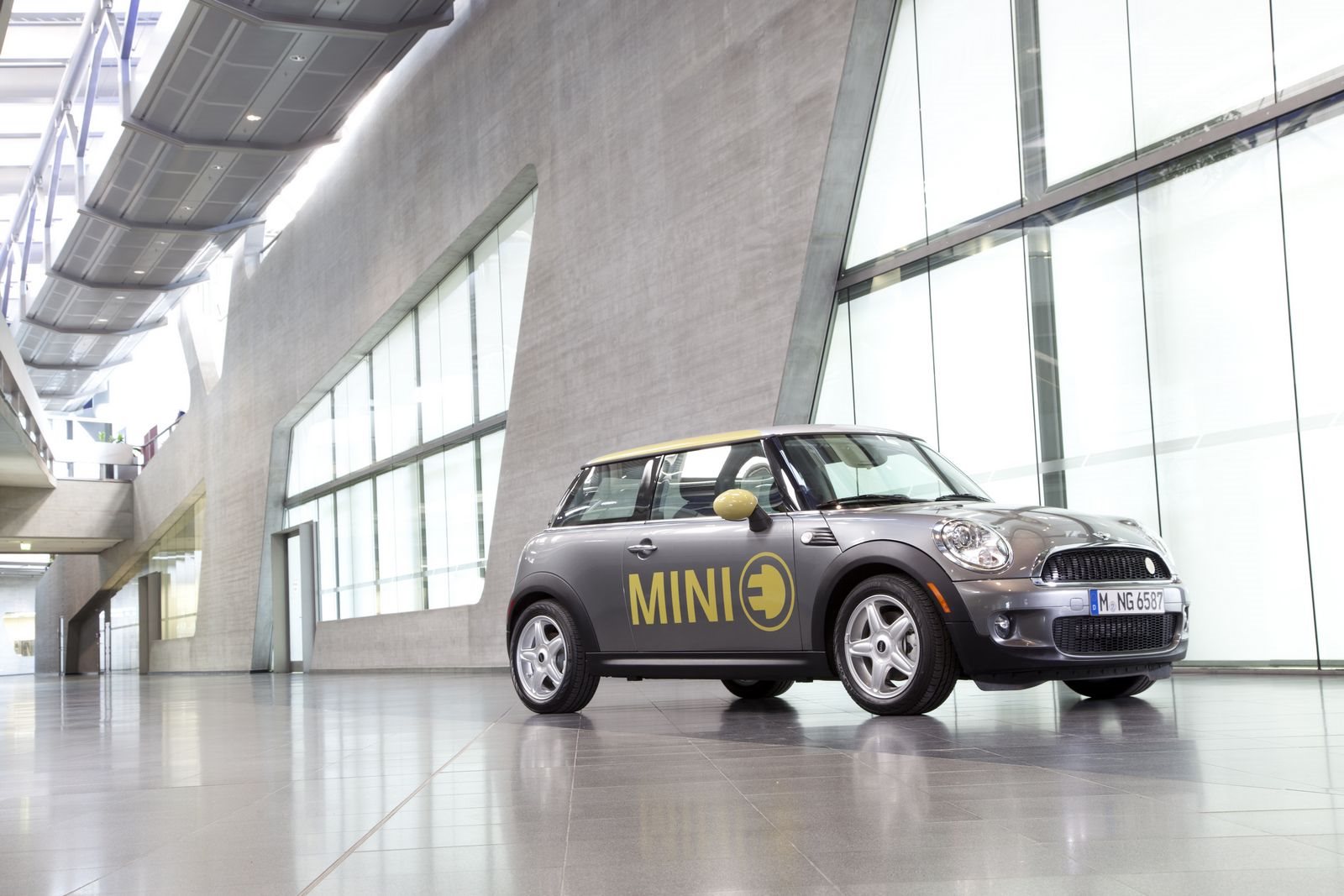 100 ANOS DA FÁBRICA DA BMW EM MUNICH: “ESTA FÁBRICA É A NOSSA ORIGEM. E NOSSO FUTURO”, foto 16