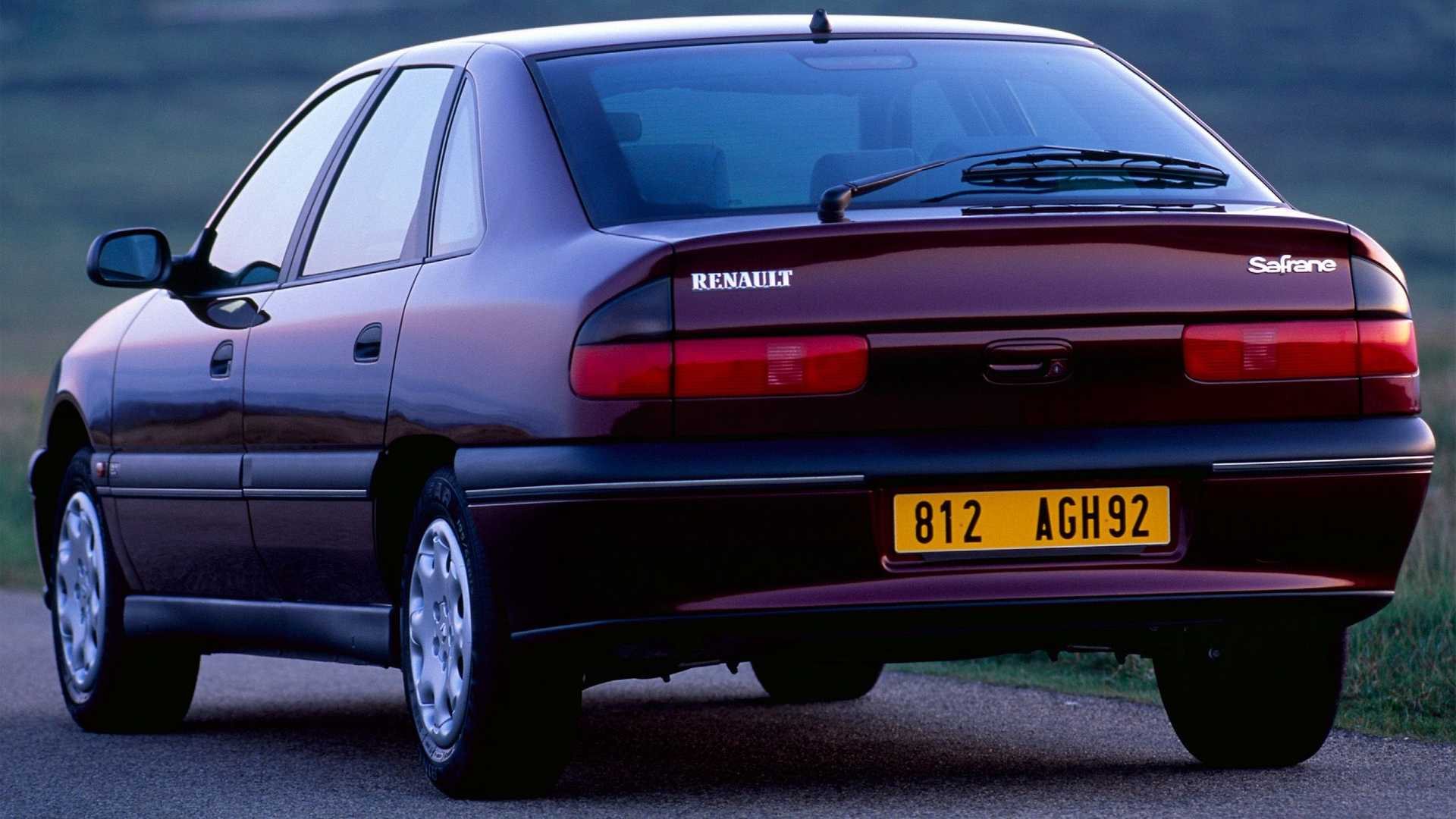 RENAULT SAFRANE: UM SEDAN QUE FOI O CARRO-CHEFE DA MARCA, foto 9