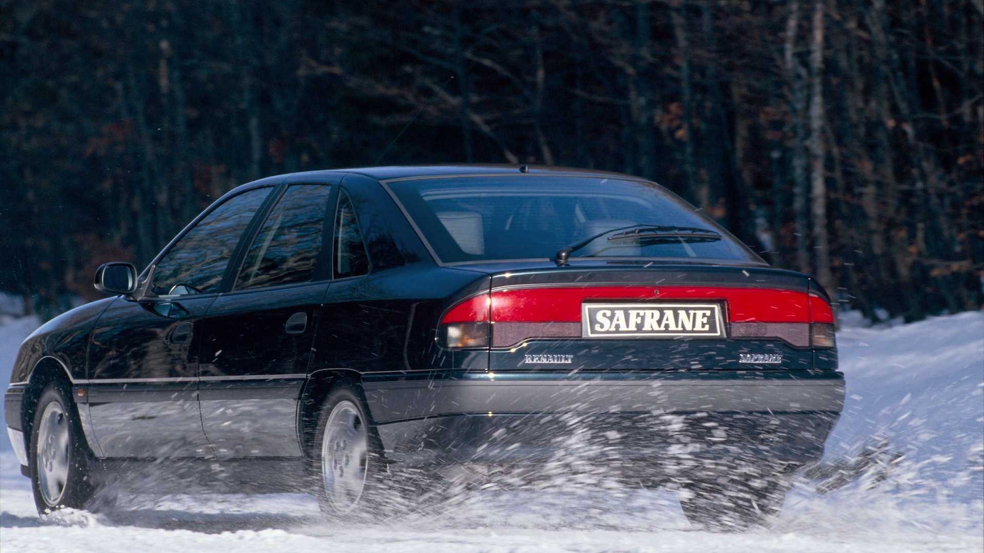 RENAULT SAFRANE: UM SEDAN QUE FOI O CARRO-CHEFE DA MARCA, foto 13