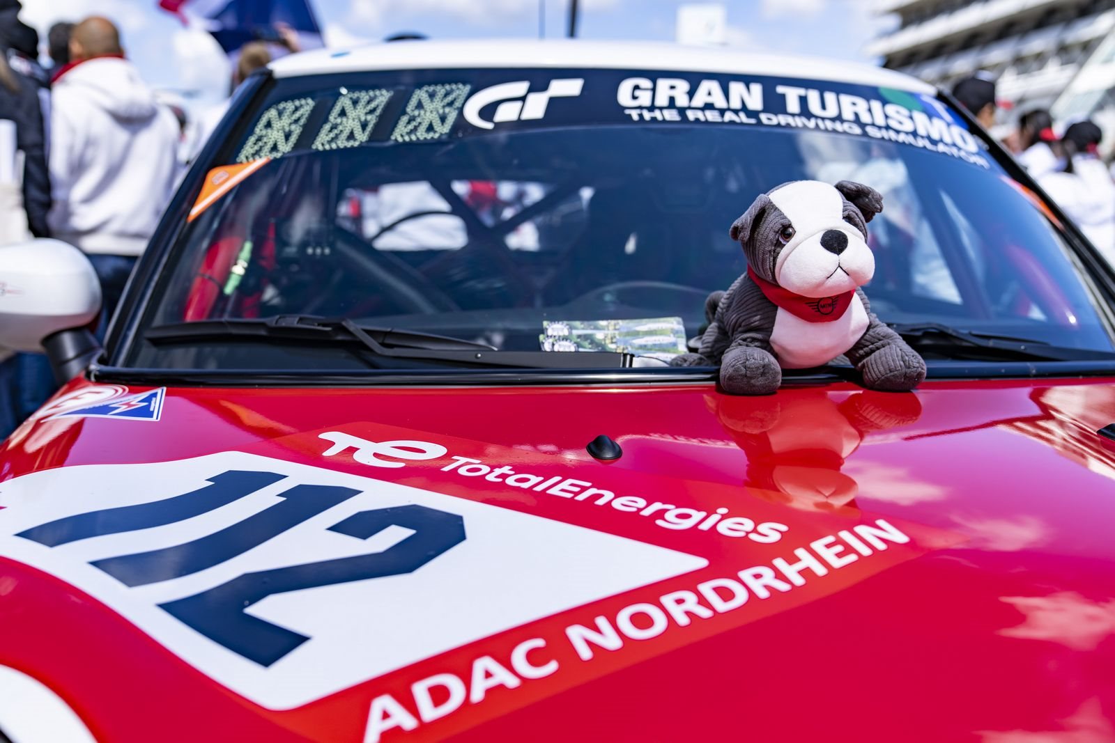 BRAVO ESFORÇO DO MINI JOHN COOPER WORKS NAS LENDÁRIAS 24 HORAS DE NÜRBURGRING, foto 2