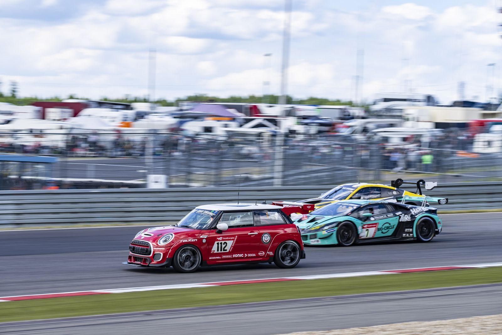 BRAVO ESFORÇO DO MINI JOHN COOPER WORKS NAS LENDÁRIAS 24 HORAS DE NÜRBURGRING, foto 8