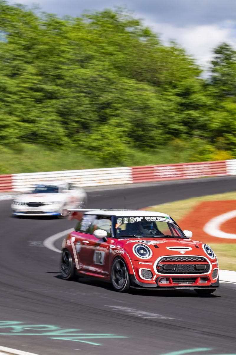 BRAVO ESFORÇO DO MINI JOHN COOPER WORKS NAS LENDÁRIAS 24 HORAS DE NÜRBURGRING, foto 9