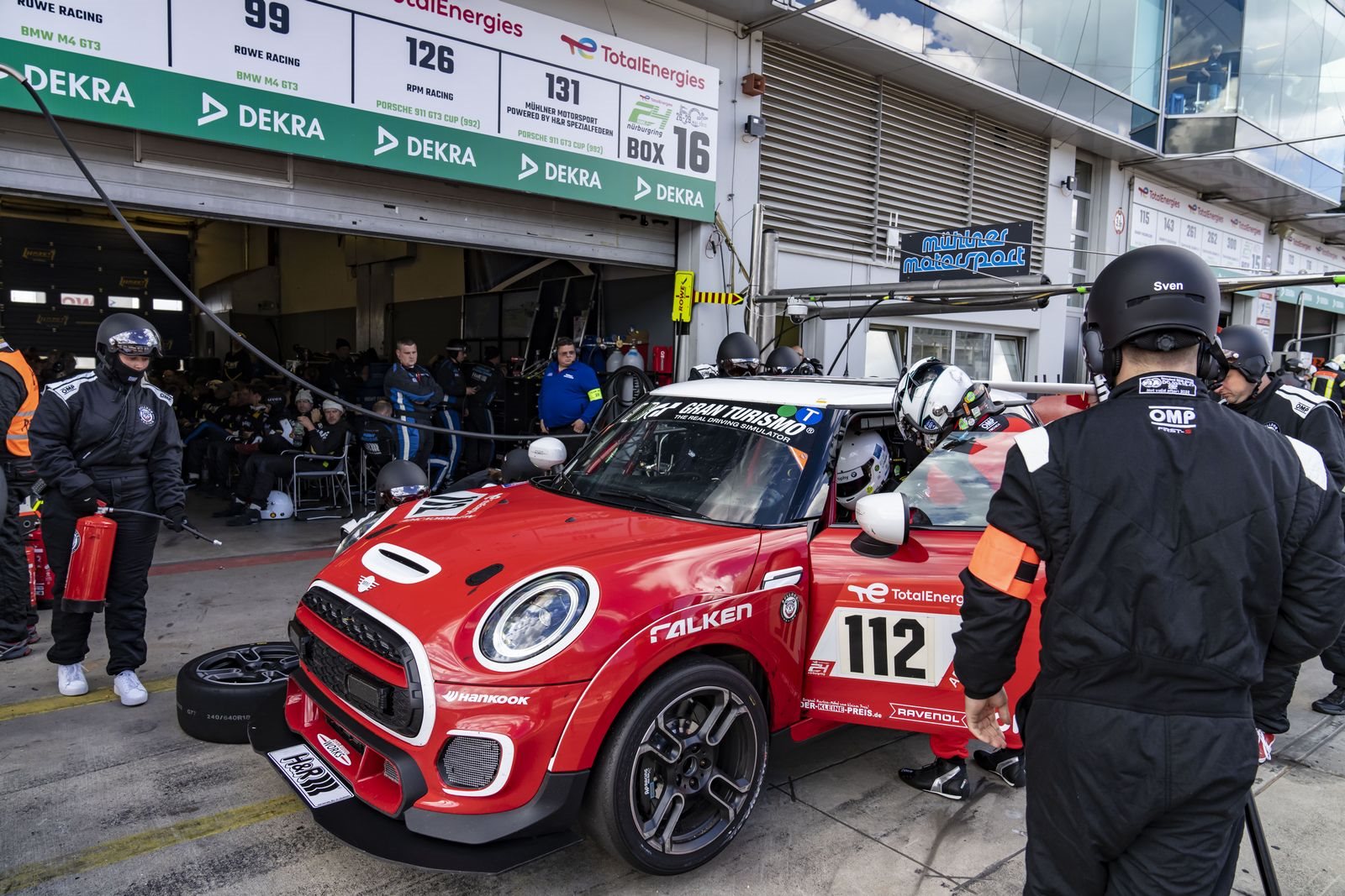 BRAVO ESFORÇO DO MINI JOHN COOPER WORKS NAS LENDÁRIAS 24 HORAS DE NÜRBURGRING, foto 11