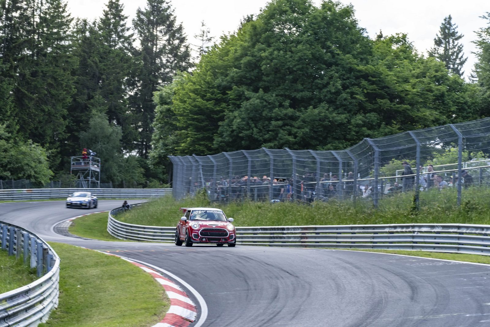 BRAVO ESFORÇO DO MINI JOHN COOPER WORKS NAS LENDÁRIAS 24 HORAS DE NÜRBURGRING, foto 13
