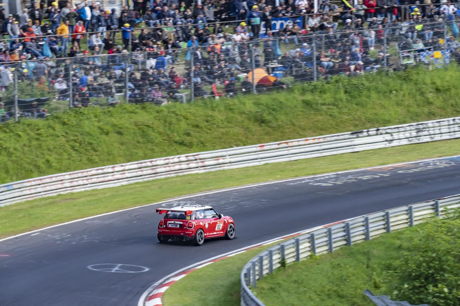 BRAVO ESFORÇO DO MINI JOHN COOPER WORKS NAS LENDÁRIAS 24 HORAS DE NÜRBURGRING, foto 15