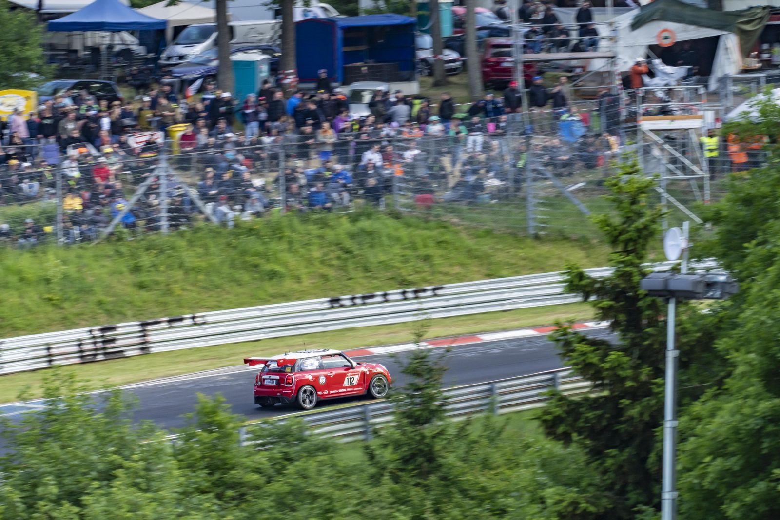 BRAVO ESFORÇO DO MINI JOHN COOPER WORKS NAS LENDÁRIAS 24 HORAS DE NÜRBURGRING, foto 16
