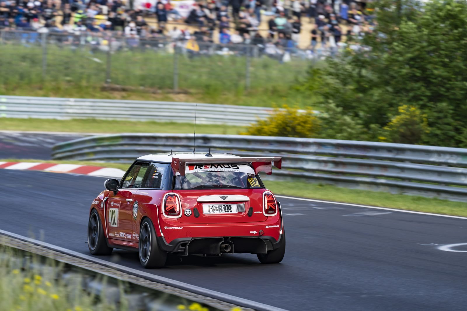 BRAVO ESFORÇO DO MINI JOHN COOPER WORKS NAS LENDÁRIAS 24 HORAS DE NÜRBURGRING, foto 17
