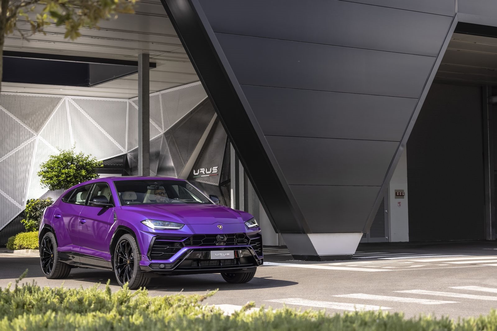 LAMBORGHINI URUS CELEBRA 20.000 EXEMPLARES VENDIDOS EM 4 ANOS, foto 3