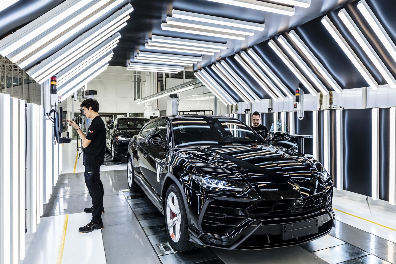 LAMBORGHINI URUS CELEBRA 20.000 EXEMPLARES VENDIDOS EM 4 ANOS, foto 19