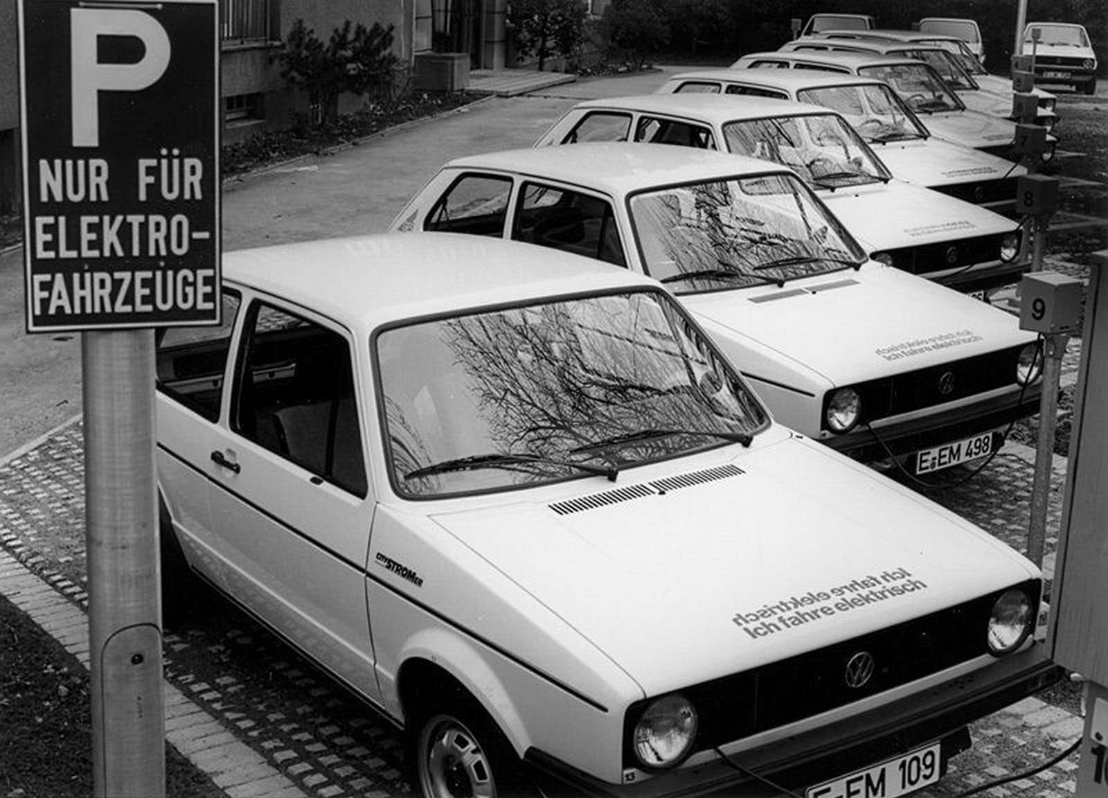 VOLKSWAGEN GOLF CITY STROMER: OS GOLF ELÉTRICOS NÃO NASCERAM NOS ANOS 2000, JÁ EXISTIAM DESDE OS ANOS 70, foto 7