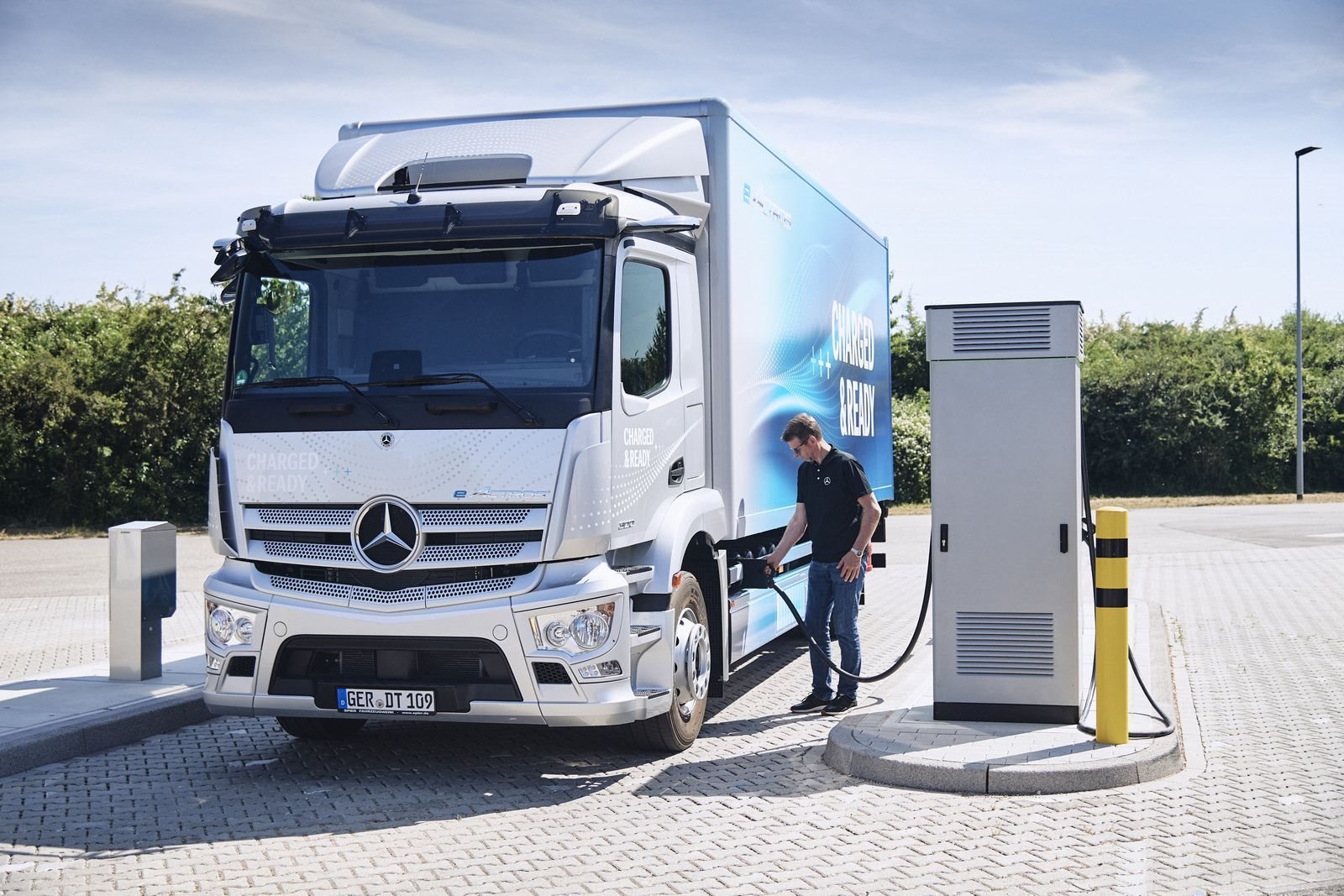MERCEDES-BENZ TRUCKS CONTINUA A IMPULSIONAR A ELETRIFICAÇÃO - eACTROS LONG HAUL CHEGA ÀS ESTRADAS EM 2022, foto 8
