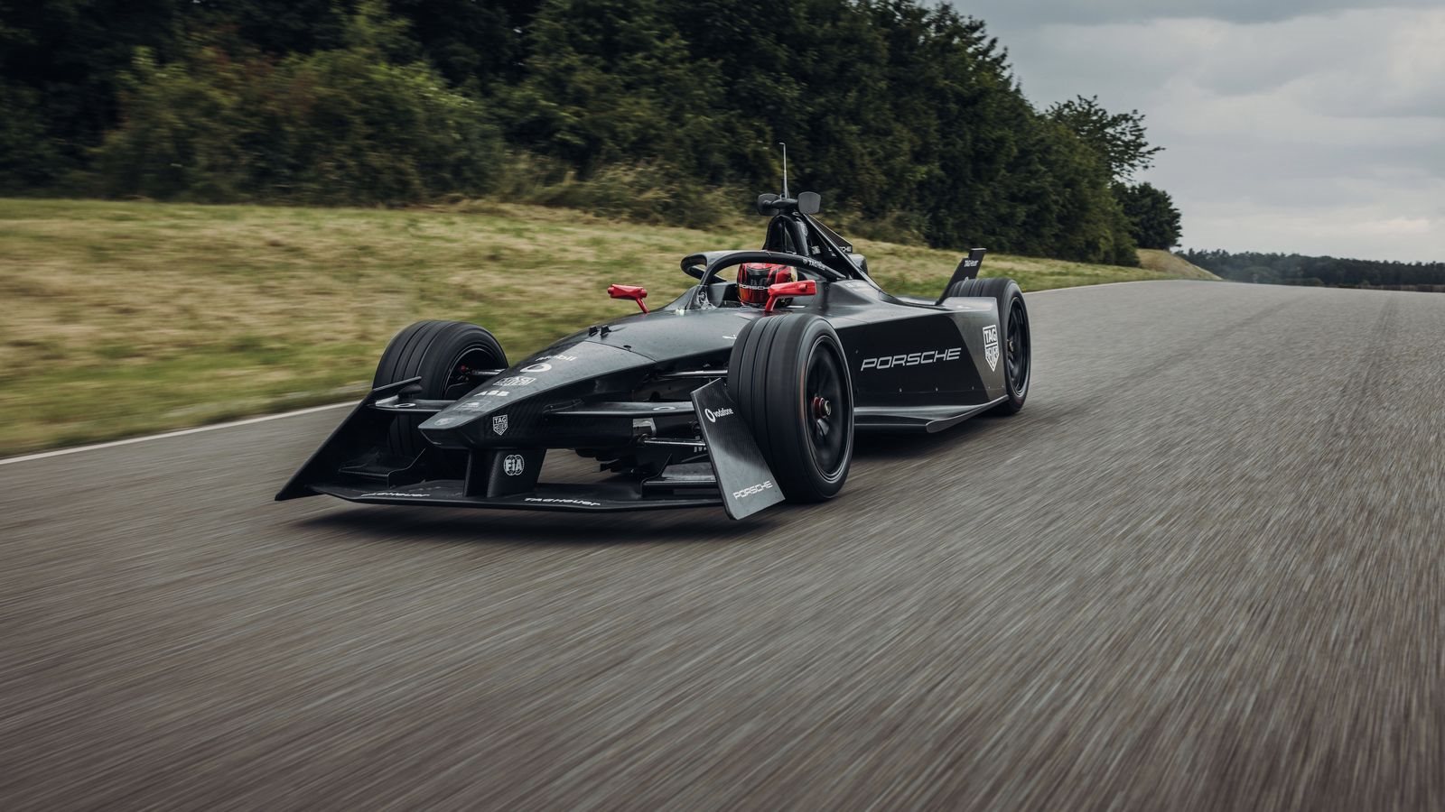 O NOVO MONOLUGAR ELÉTRICO GEN3 DA PORSCHE JÁ RODA EM CIRCUITO, foto 1