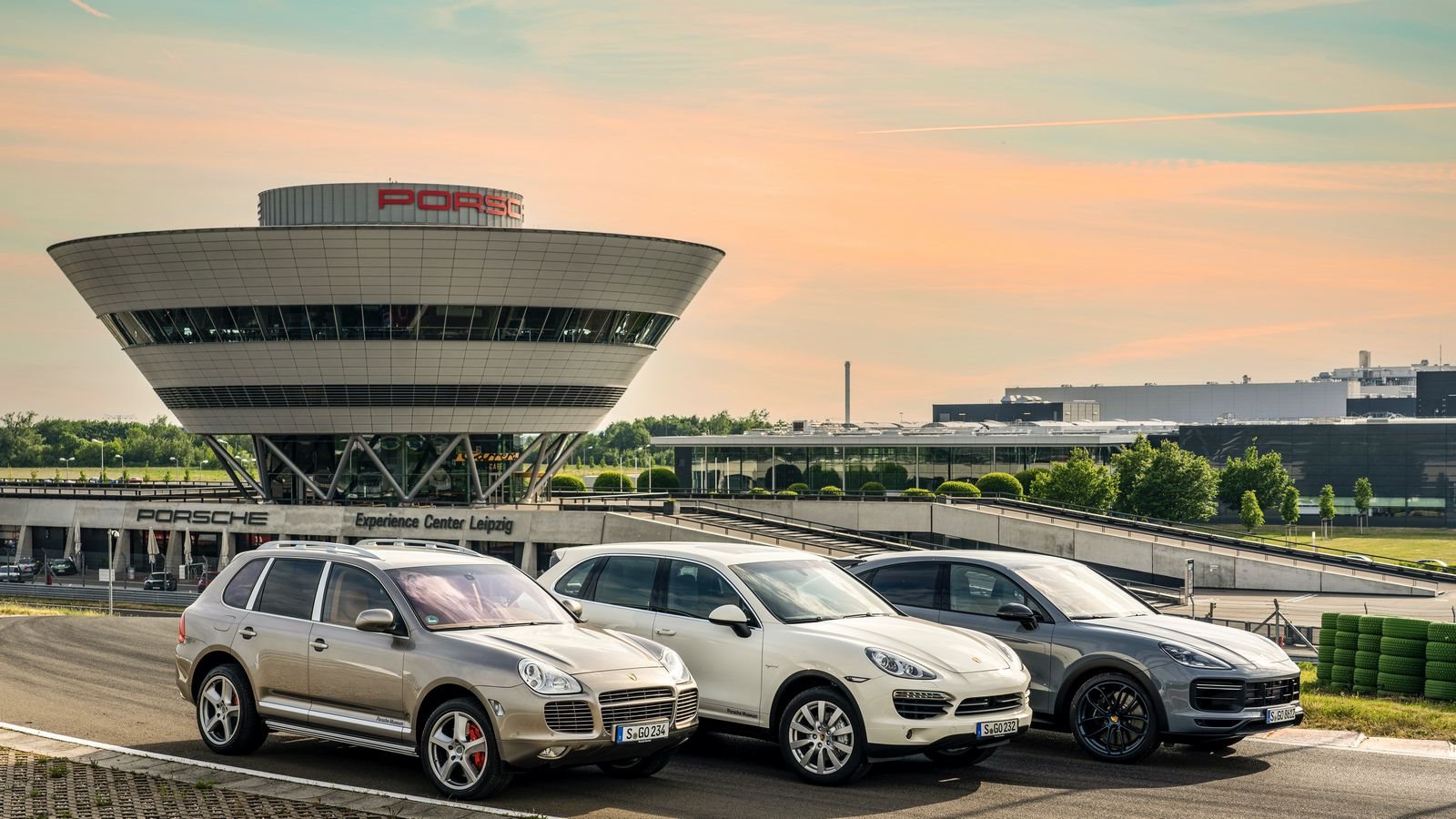 PORSCHE CAYENNE: 20 ANOS DE UM SUCESSO EXTRAORDINÁRIO, foto 1
