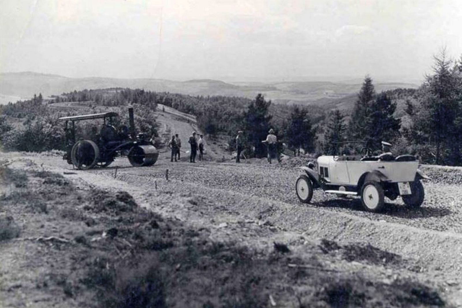 CIRCUITO DE NÜRBURGRING COMPLETA 95 ANOS E CONTAMOS UM POUCO DE SUA EMBLEMÁTICA HISTÓRIA, foto 4