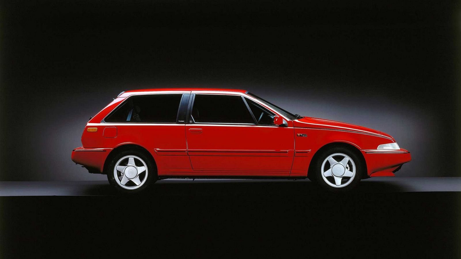 VOLVO 480: O MODELO SUECO QUE NINGUÉM ESPERAVA NA ÉPOCA, foto 4