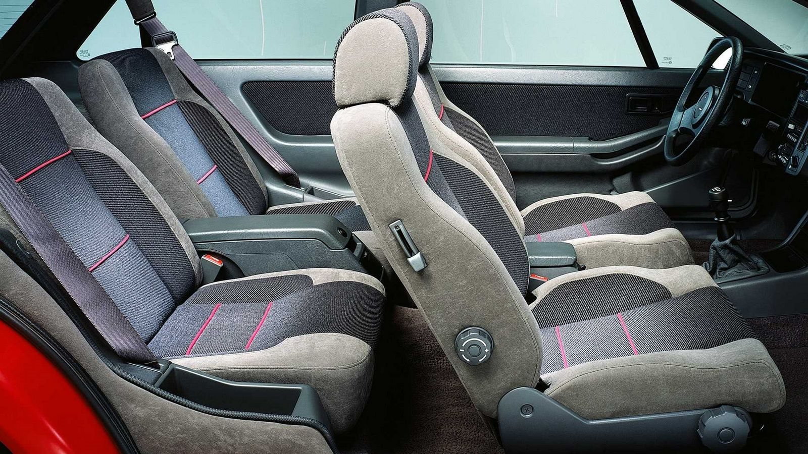 VOLVO 480: O MODELO SUECO QUE NINGUÉM ESPERAVA NA ÉPOCA, foto 6