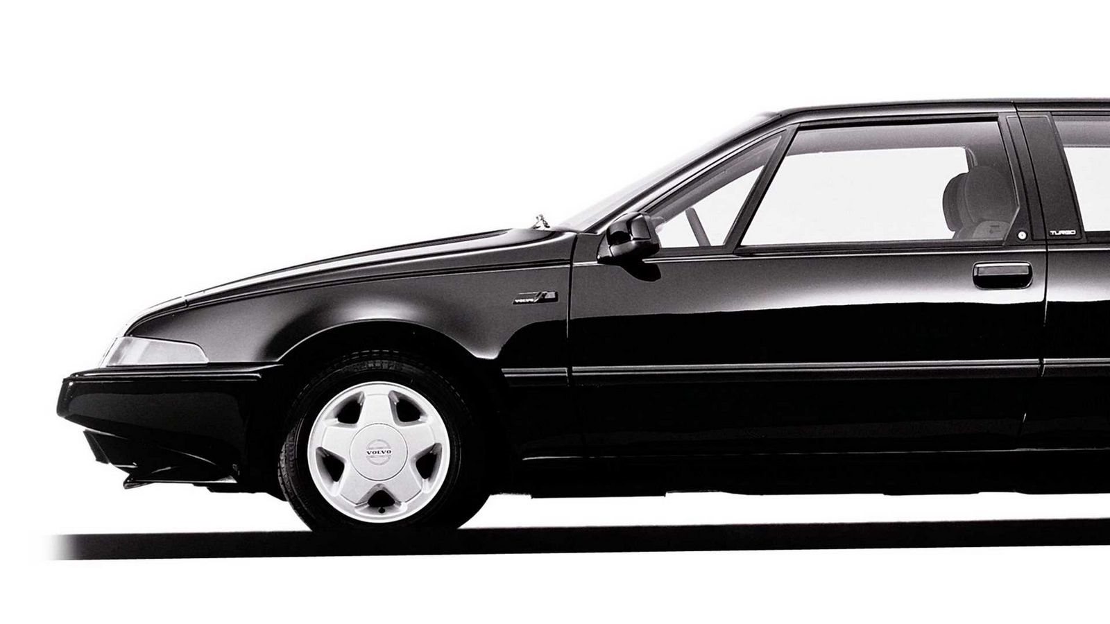 VOLVO 480: O MODELO SUECO QUE NINGUÉM ESPERAVA NA ÉPOCA, foto 14