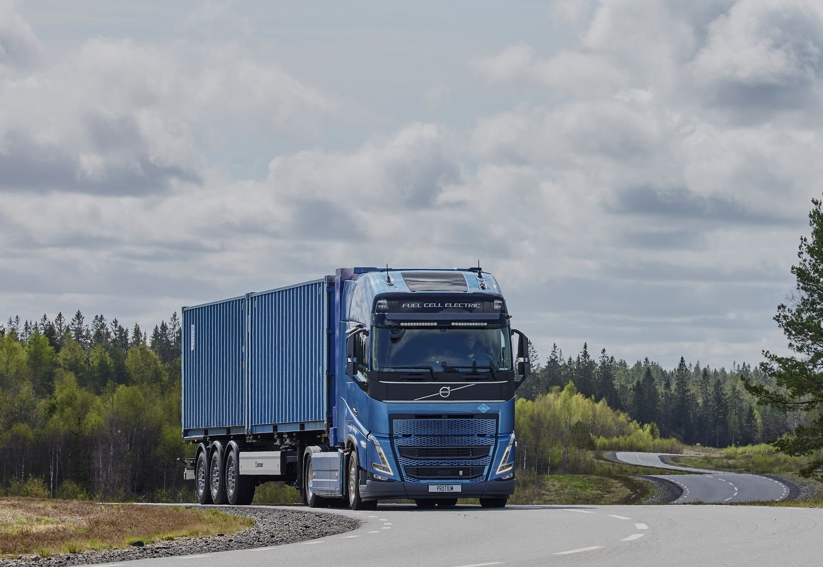 VOLVO APRESENTA CAMINHÃO COM CÉLULAS DE COMBUSTÍVEL A HIDROGÊNIO NA EUROPA, foto 1