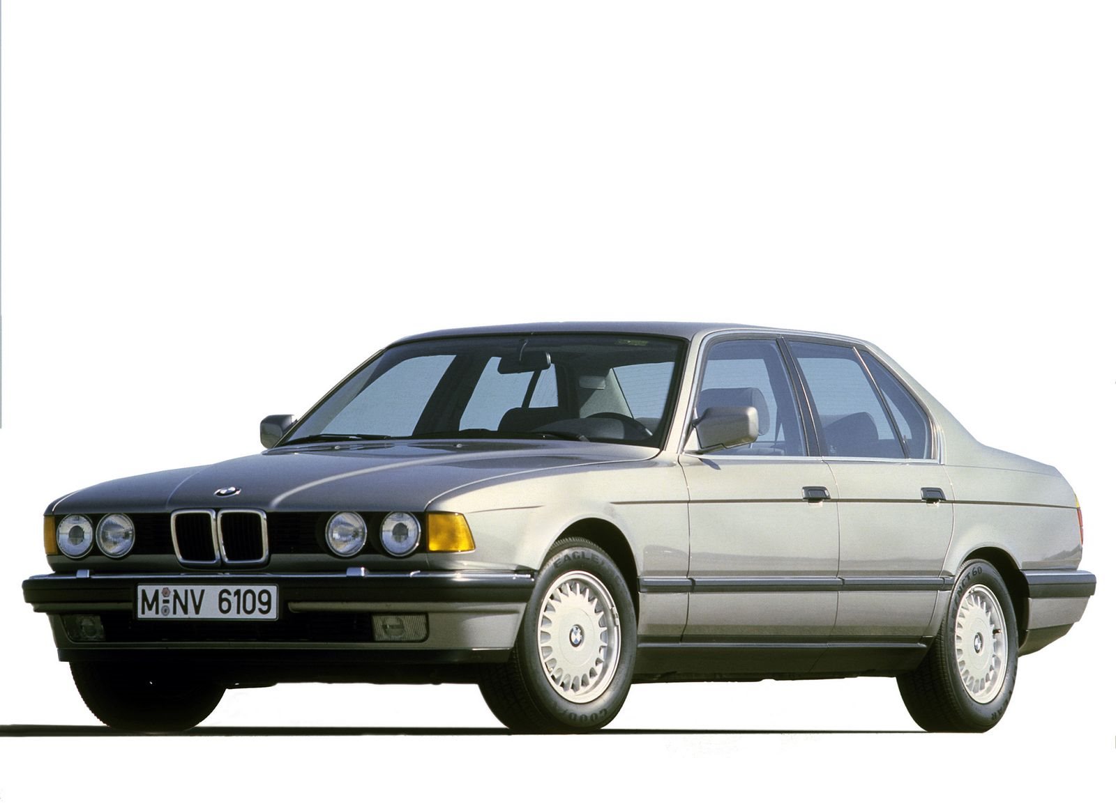 A HISTÓRIA DO BMW SÉRIE 7, foto 12