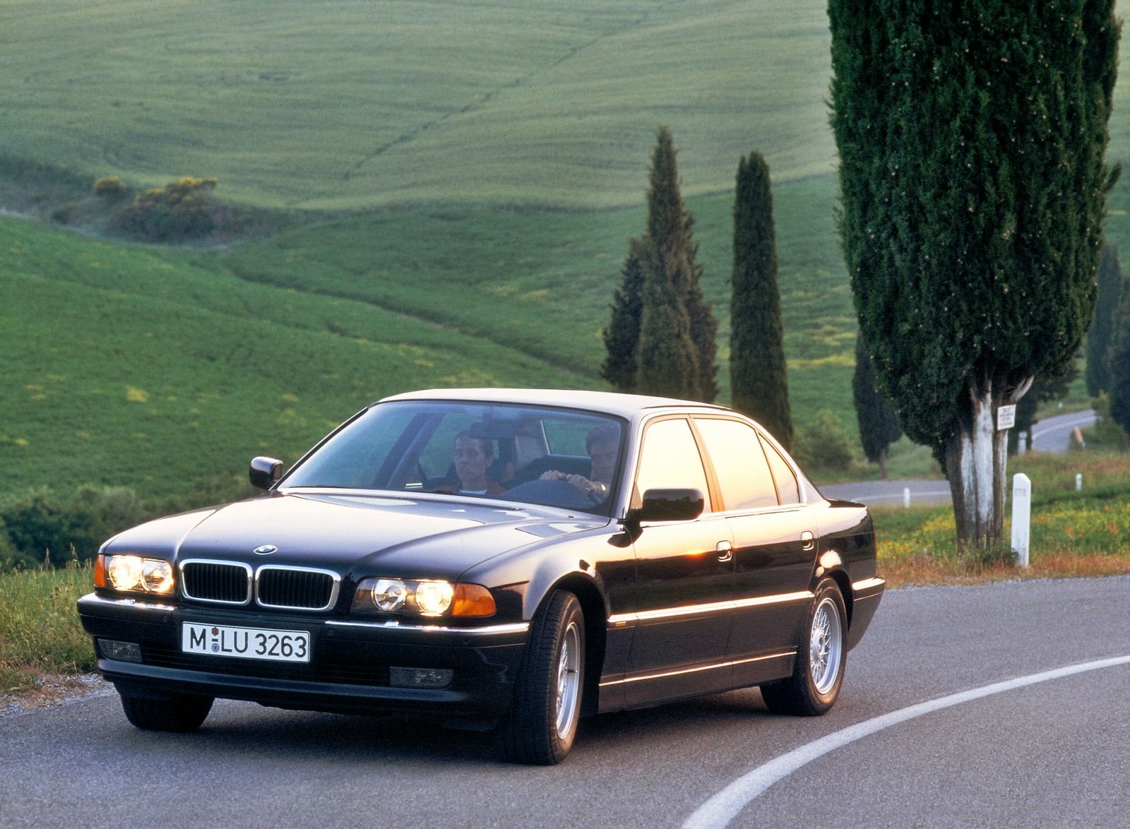 A HISTÓRIA DO BMW SÉRIE 7, foto 13