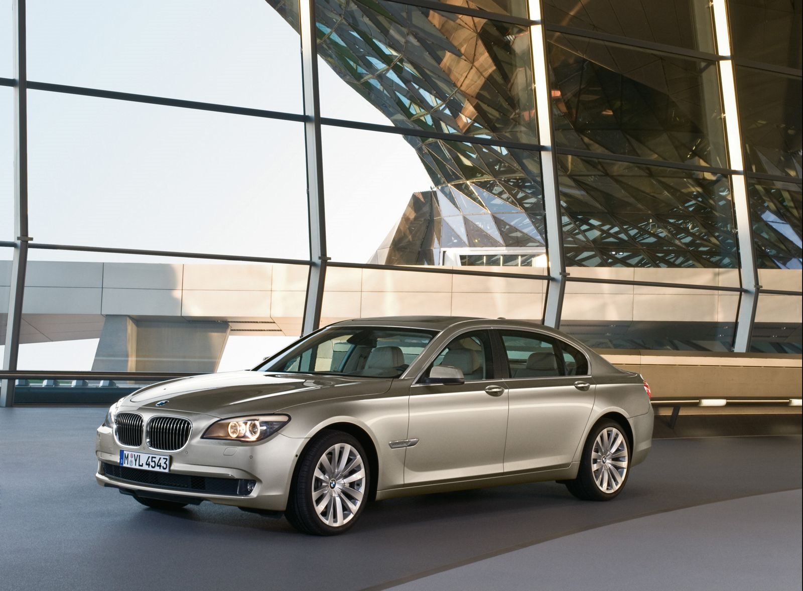 A HISTÓRIA DO BMW SÉRIE 7, foto 20