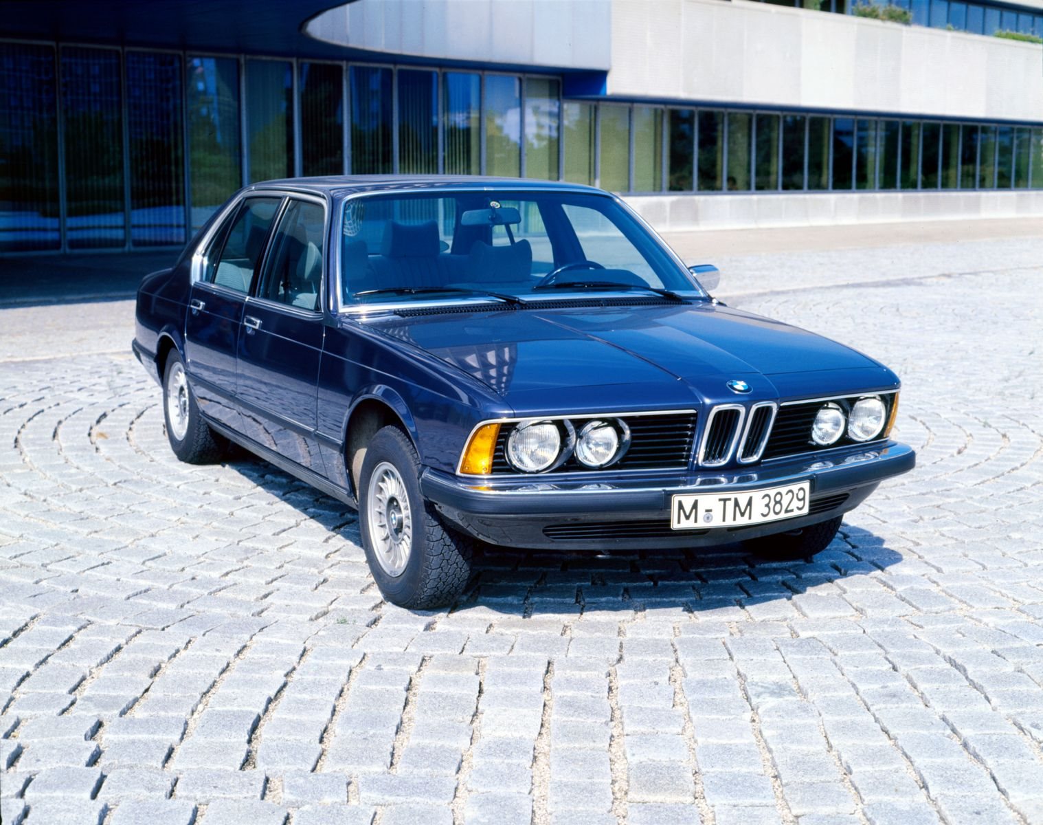 A HISTÓRIA DO BMW SÉRIE 7, foto 22