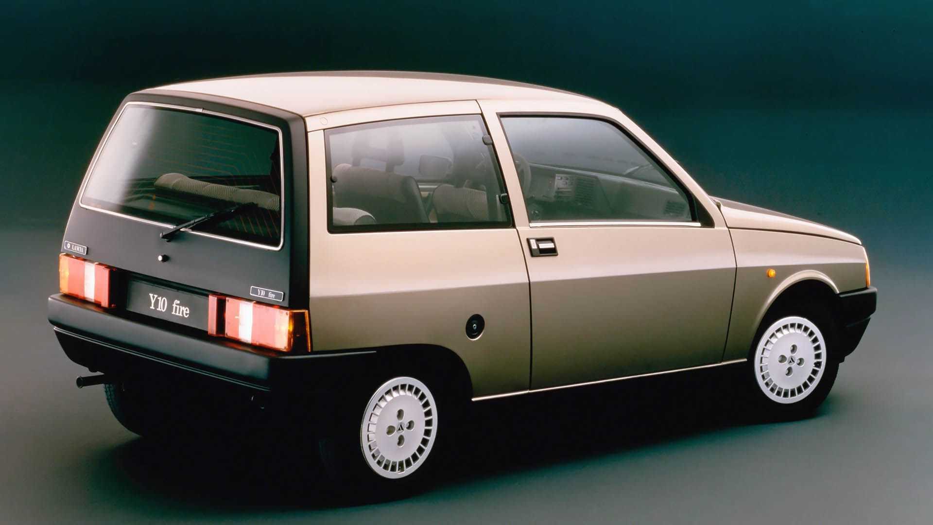LANCIA Y10: UM PEQUENO UTILITÁRIO COM CERTO AR PREMIUM, foto 5