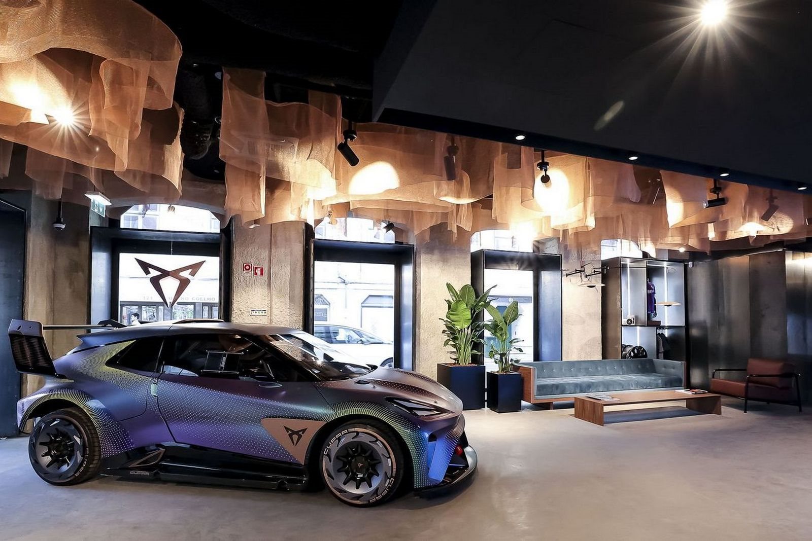 CUPRA CITY GARAGES, UM NOVO CONCEITO PARA VIVER UMA MARCA, foto 1