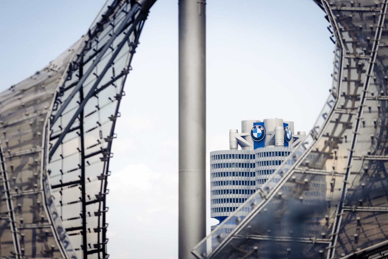 SEDE CENTRAL DA BMW, QUE FOI CONSTRUÍDA PARA DAR FORMA AO FUTURO, CELEBRA SEU 50° ANIVERSÁRIO, foto 3