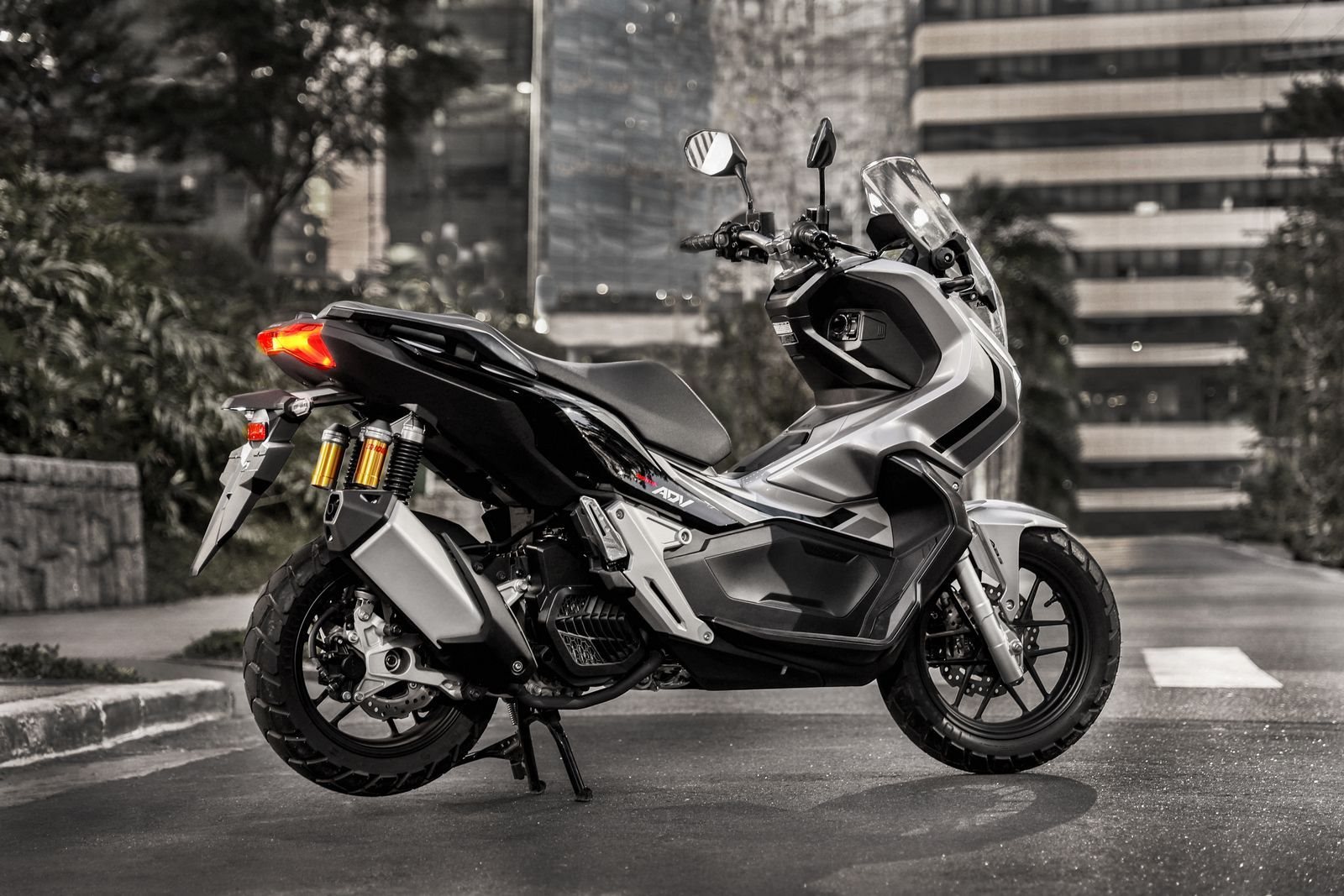 HONDA ADV 2023: OPÇÃO EXCLUSIVA E INOVADORA ENTRE AS SCOOTERS, MODELO GANHA NOVA OPÇÃO DE COR PRATA, foto 4