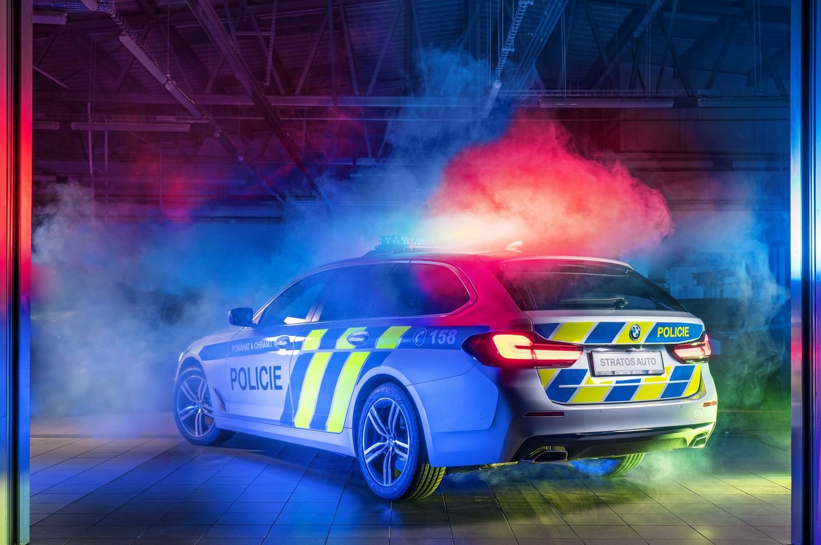 POLÍCIA DA REPÚBLICA CHECA INCORPORA UM BMW 540i xDRIVE TOURING À SUA FROTA, foto 2