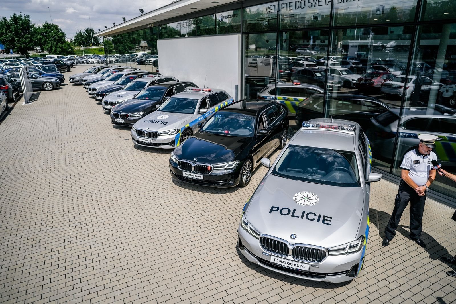 POLÍCIA DA REPÚBLICA CHECA INCORPORA UM BMW 540i xDRIVE TOURING À SUA FROTA, foto 11