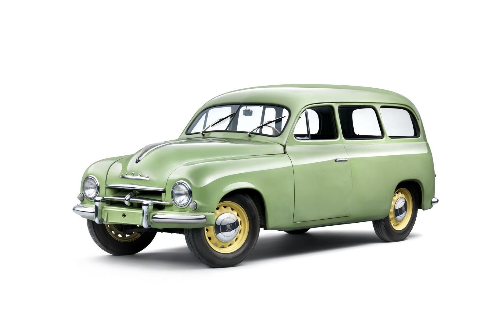 70 ANOS DO SKODA 1200: COM UMA CARROCERIA DE AÇO APERFEIÇOADA NO TÚNEL DE VENTO, foto 5