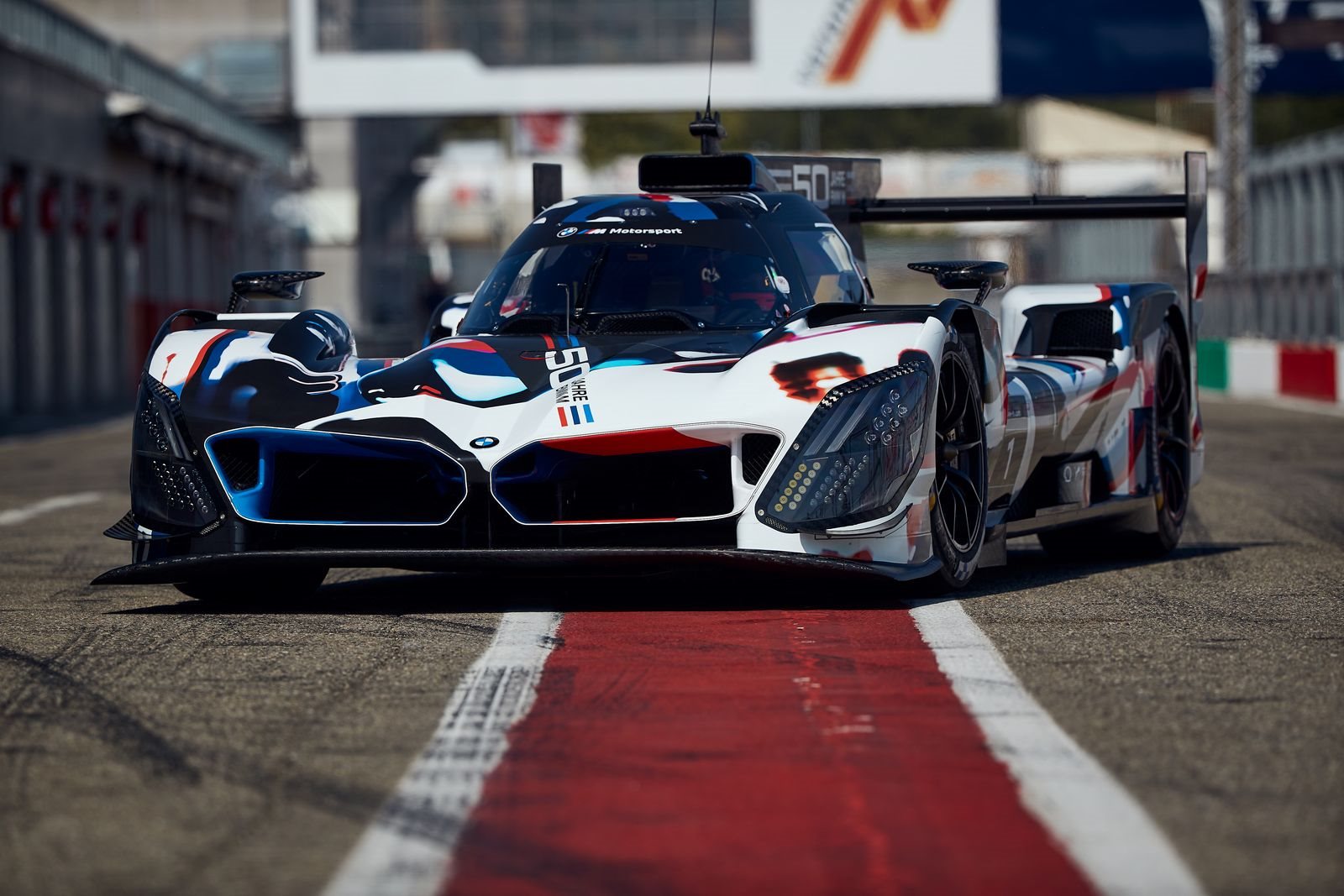 BMW M MOTORSPORT REGRESSA A LE MANS COM O BMW M HYBRID V8, 25 ANOS DEPOIS DE SUA VITÓRIA, foto 6