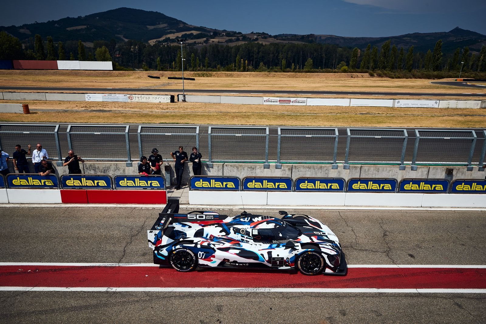 BMW M MOTORSPORT REGRESSA A LE MANS COM O BMW M HYBRID V8, 25 ANOS DEPOIS DE SUA VITÓRIA, foto 15