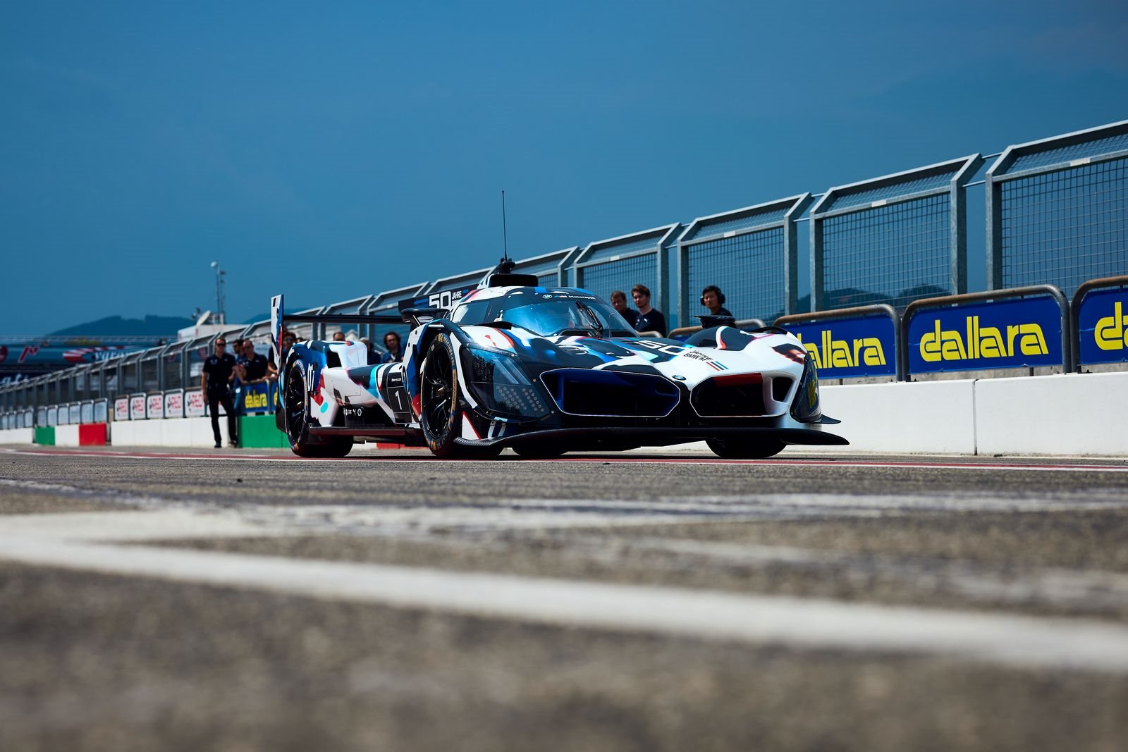 BMW M MOTORSPORT REGRESSA A LE MANS COM O BMW M HYBRID V8, 25 ANOS DEPOIS DE SUA VITÓRIA, foto 19