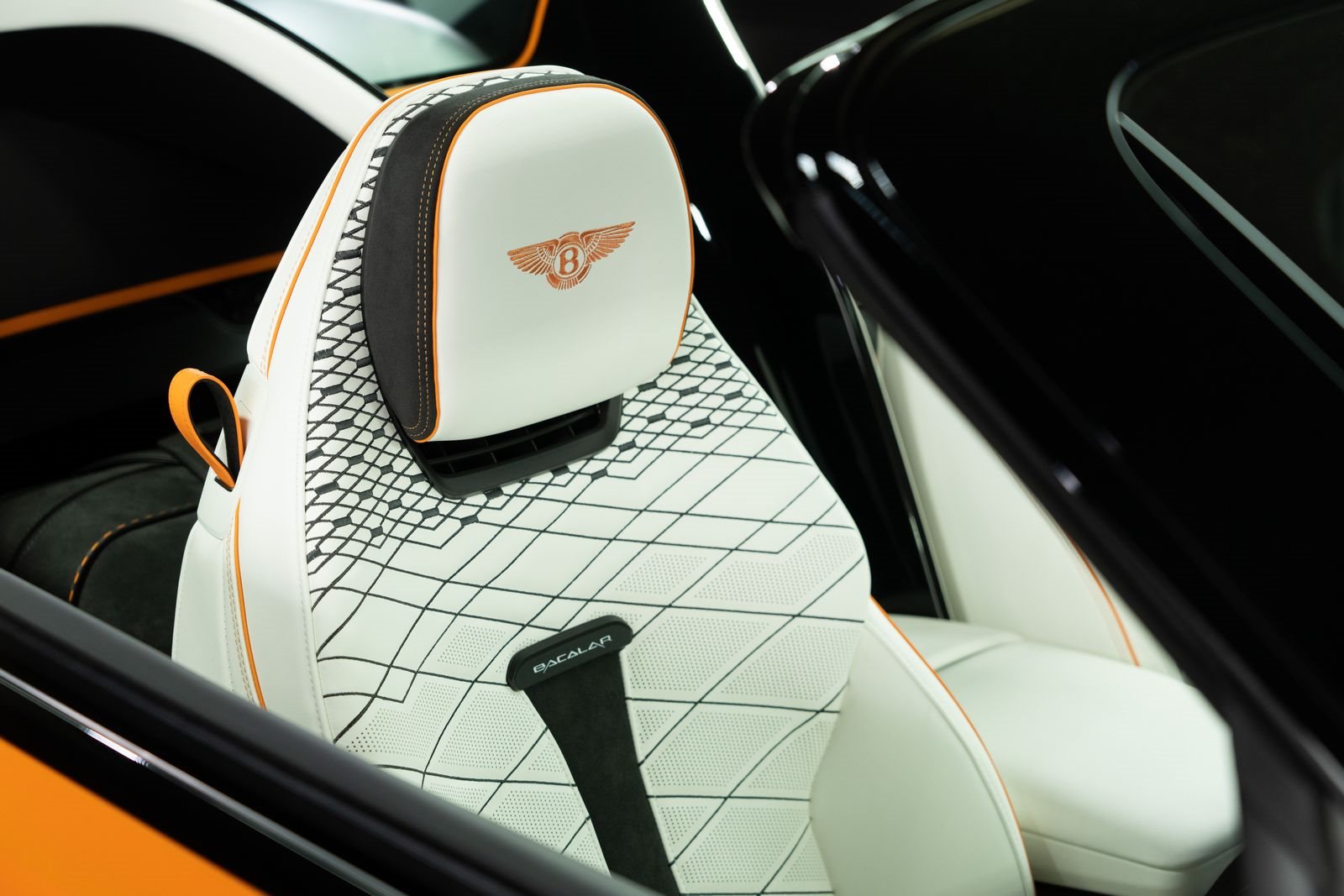 BENTLEY JÁ FABRICOU QUASE TODOS OS EXEMPLARES DO BACALAR, foto 7