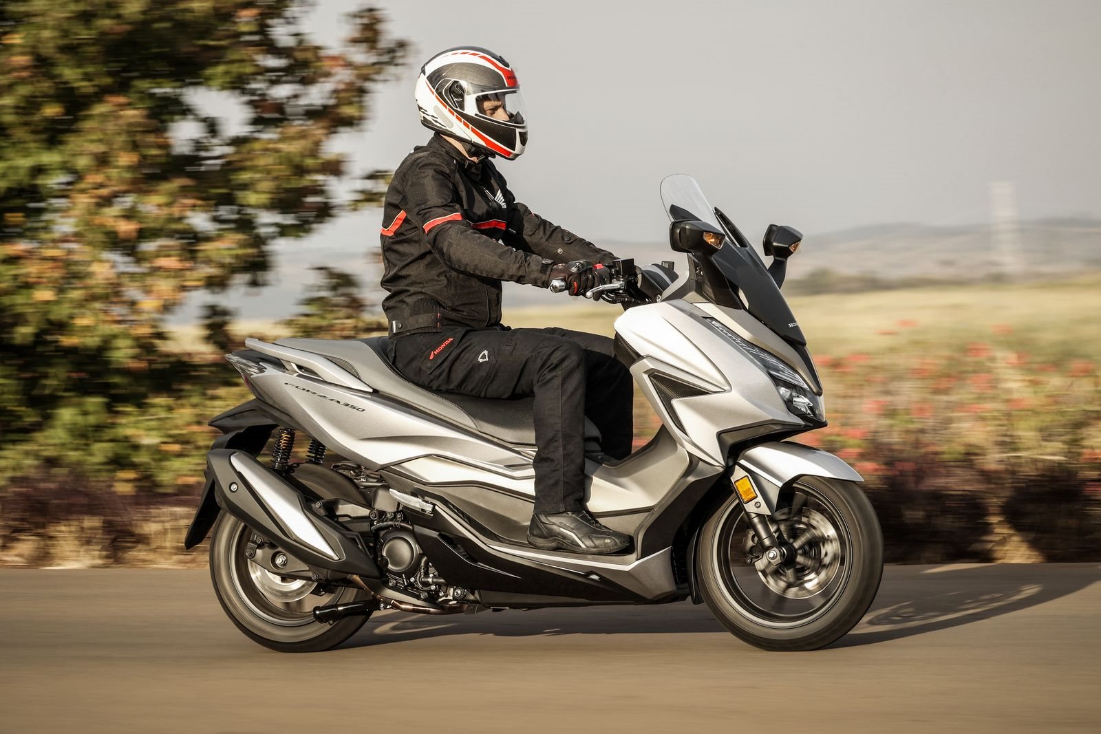 HONDA FORZA 350: SOFISTICAÇÃO E ALTA TECNOLOGIA, foto 6