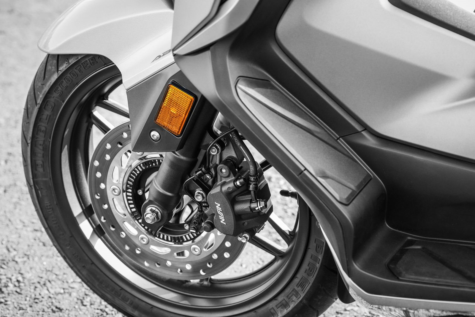 HONDA FORZA 350: SOFISTICAÇÃO E ALTA TECNOLOGIA, foto 9
