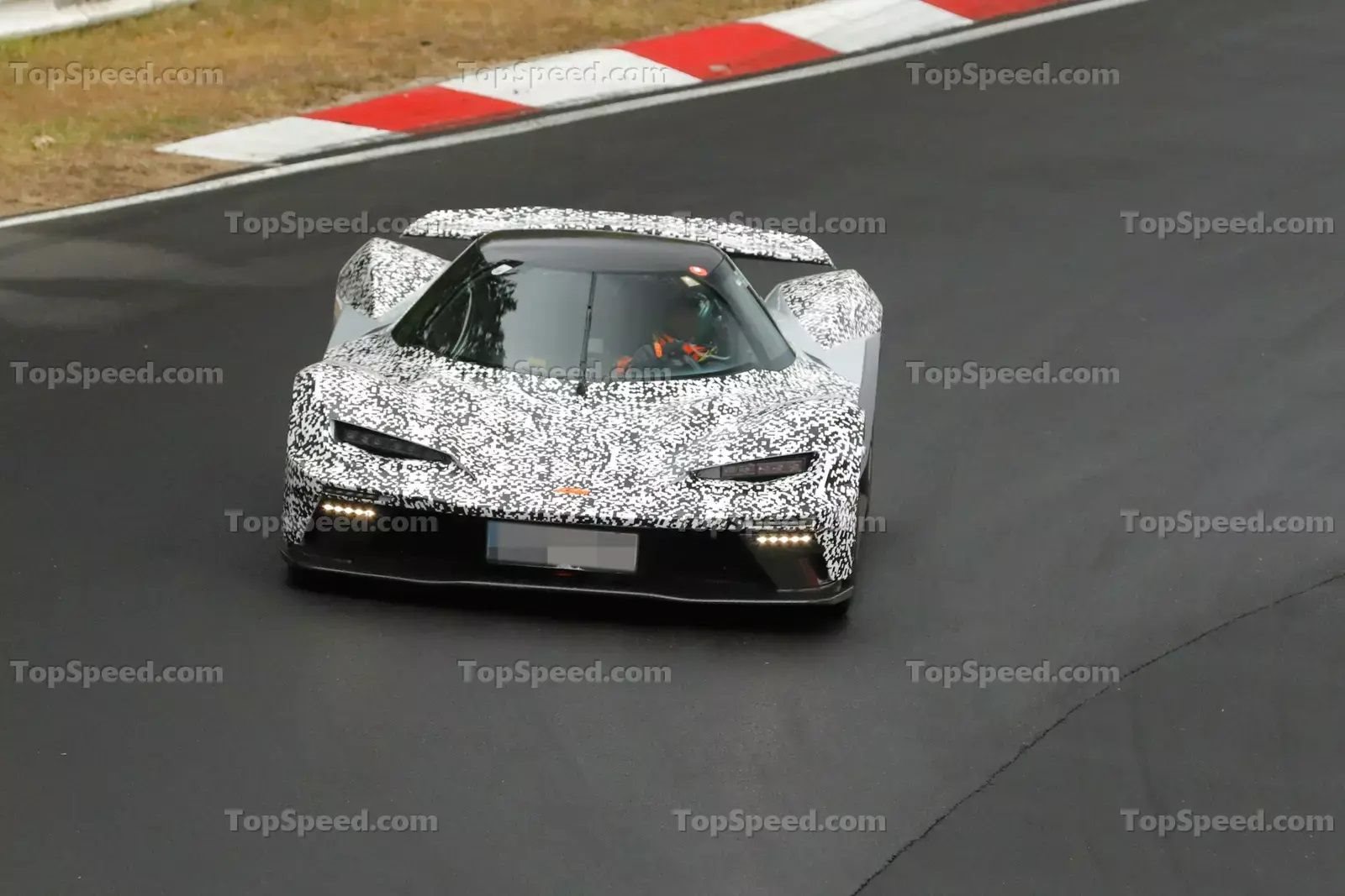NOVO KTM X-BOW GT-XR COM MOTOR DO AUDI RS 3 SENDO AJUSTADO EM NÜRBURGRING, foto 9
